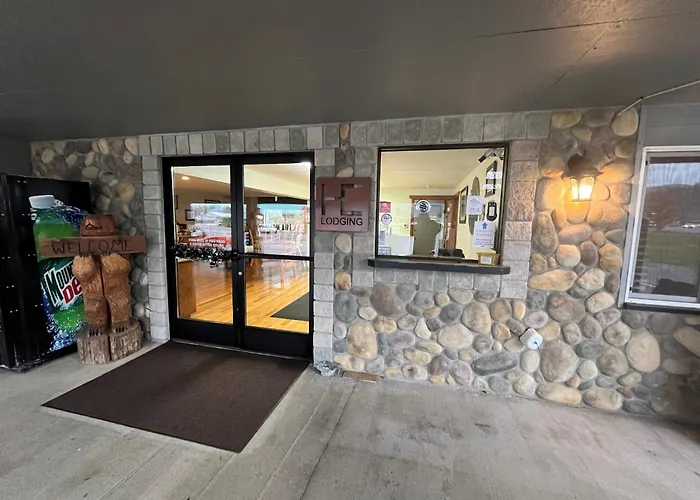 Seasons Motel
